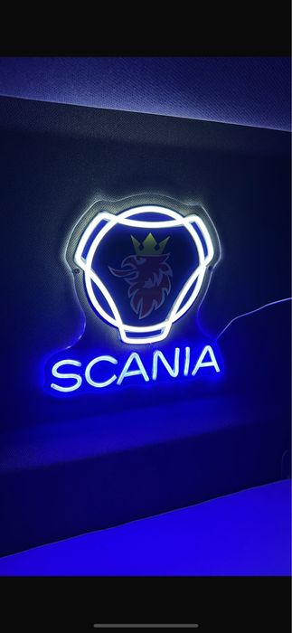 Sigla luminoasa Scania