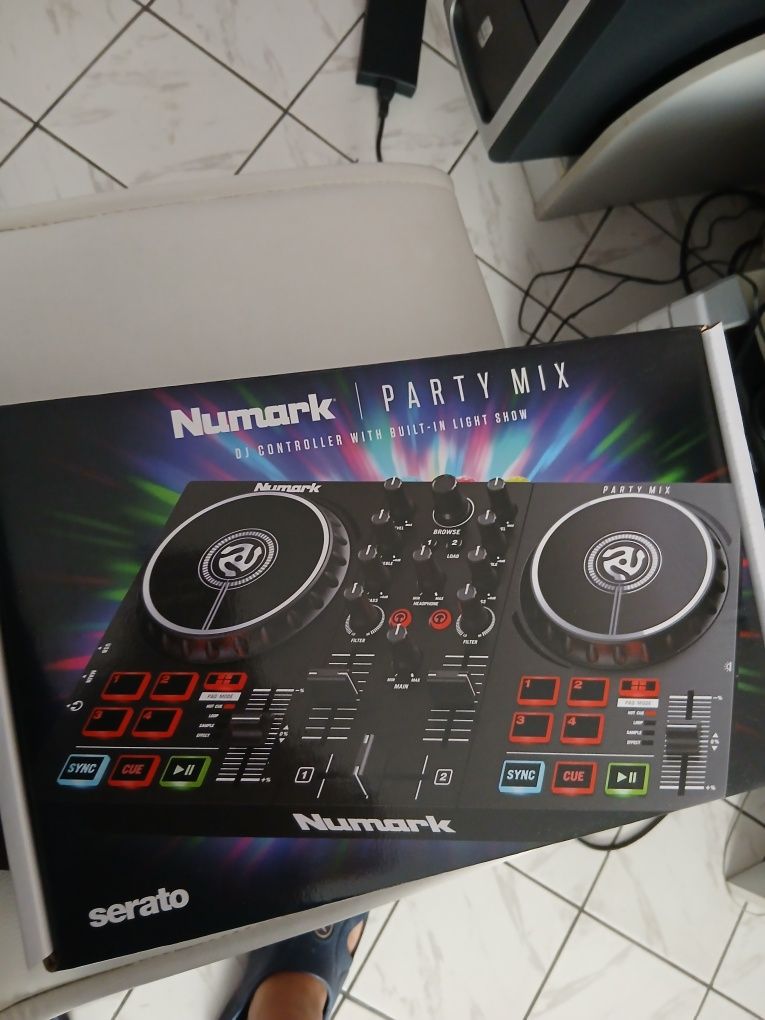 Numark Party Mix