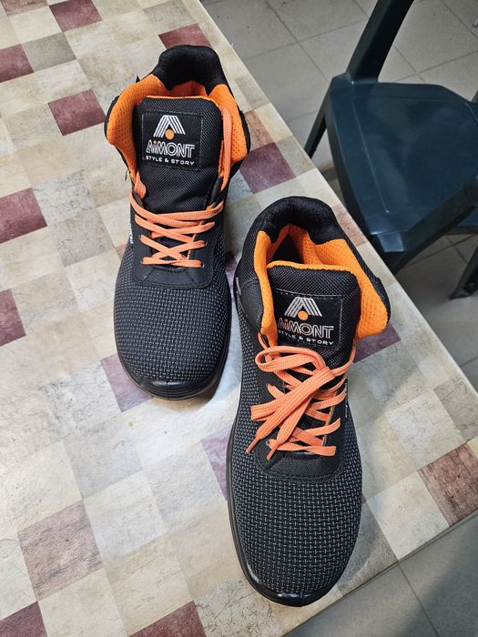 Обувки чисто нови със метал от пред!