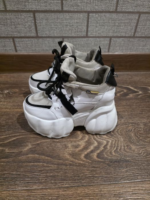 Обувь на девочку