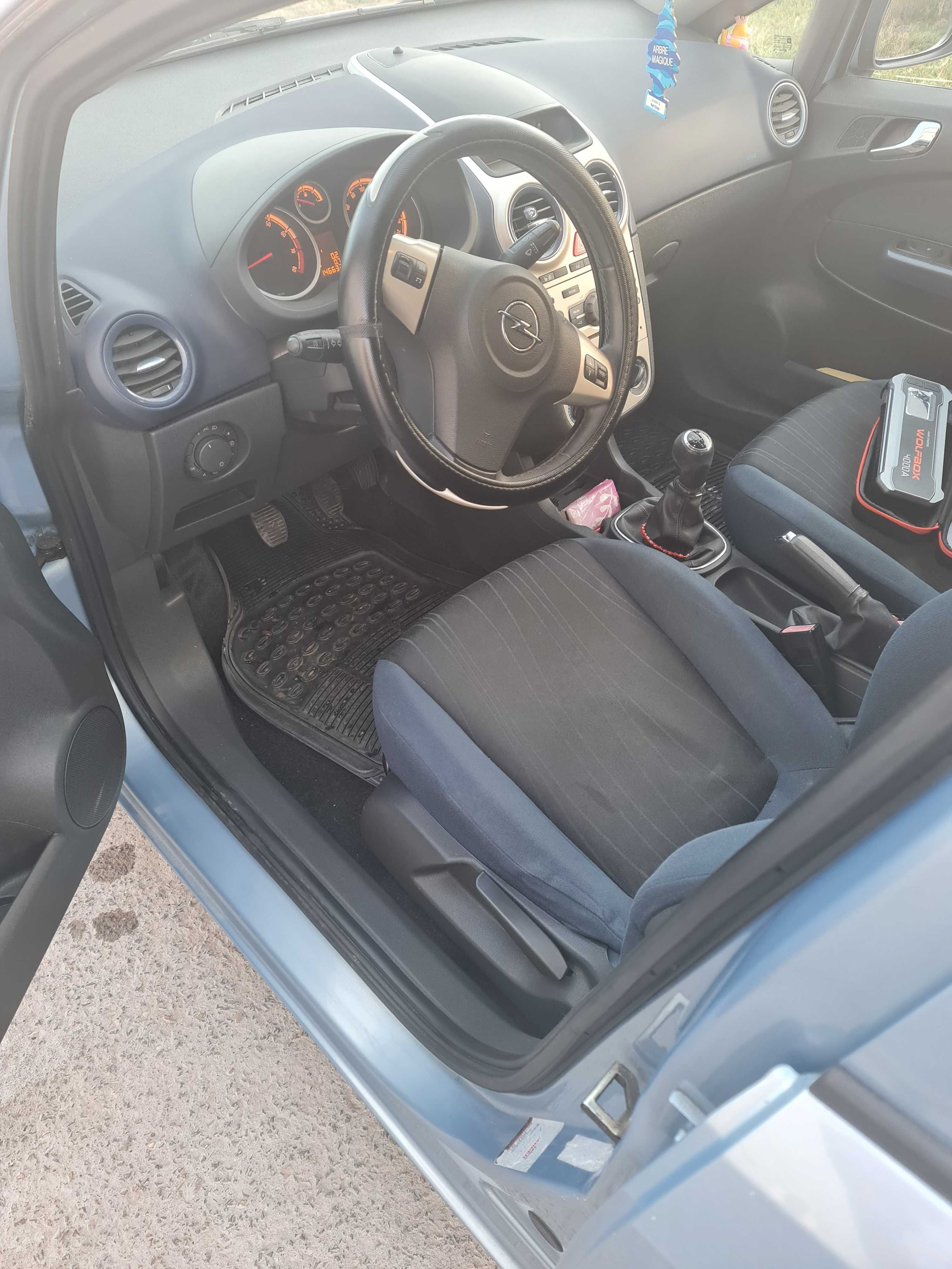 Продавам opel corsa 1.0