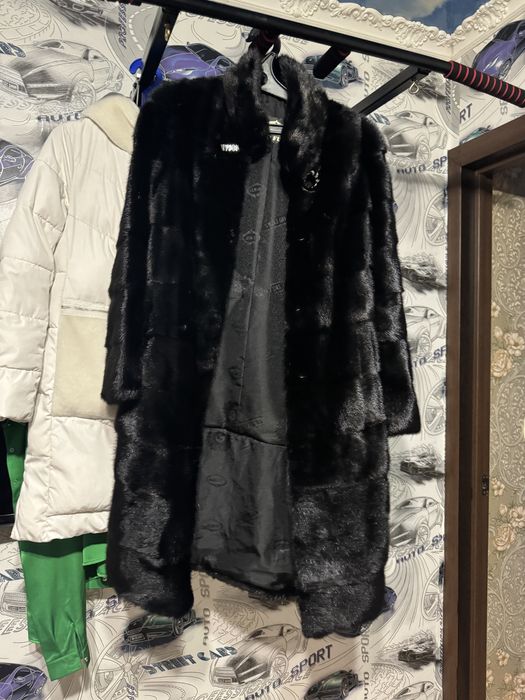 Продам срочно норковую шубу