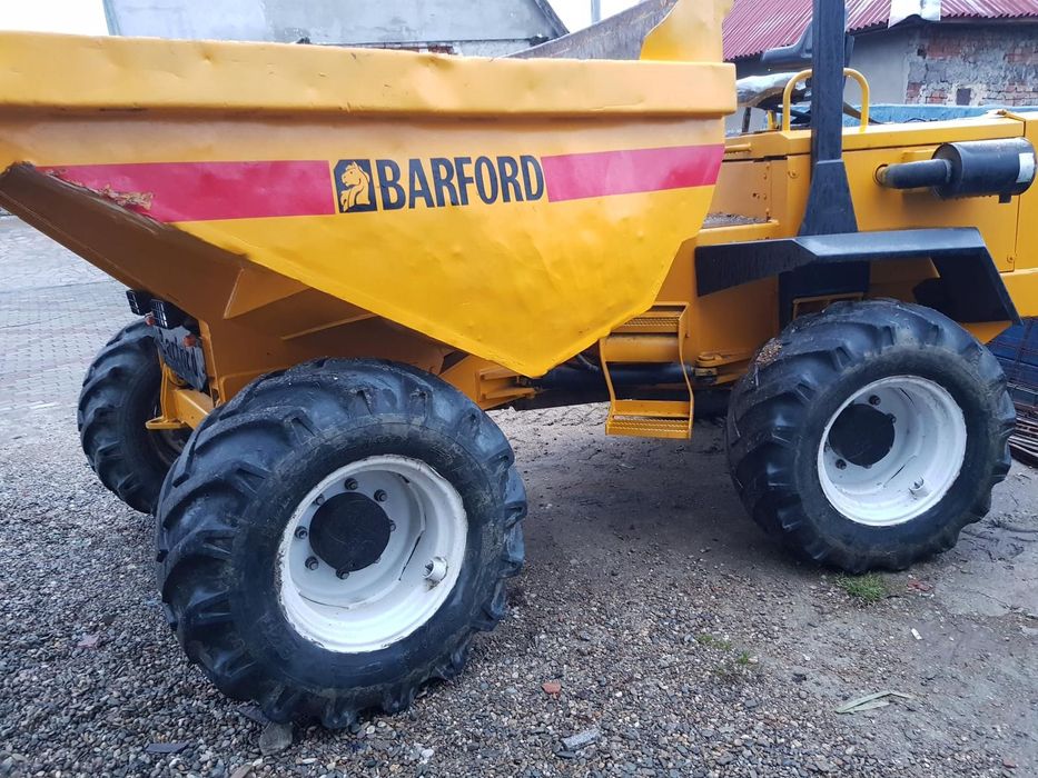 Inchiriez dumper