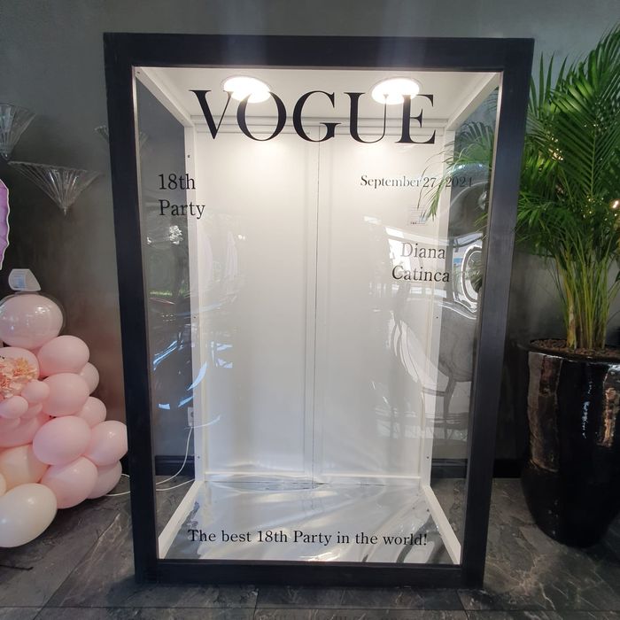 Cabină Vogue (închiriere)