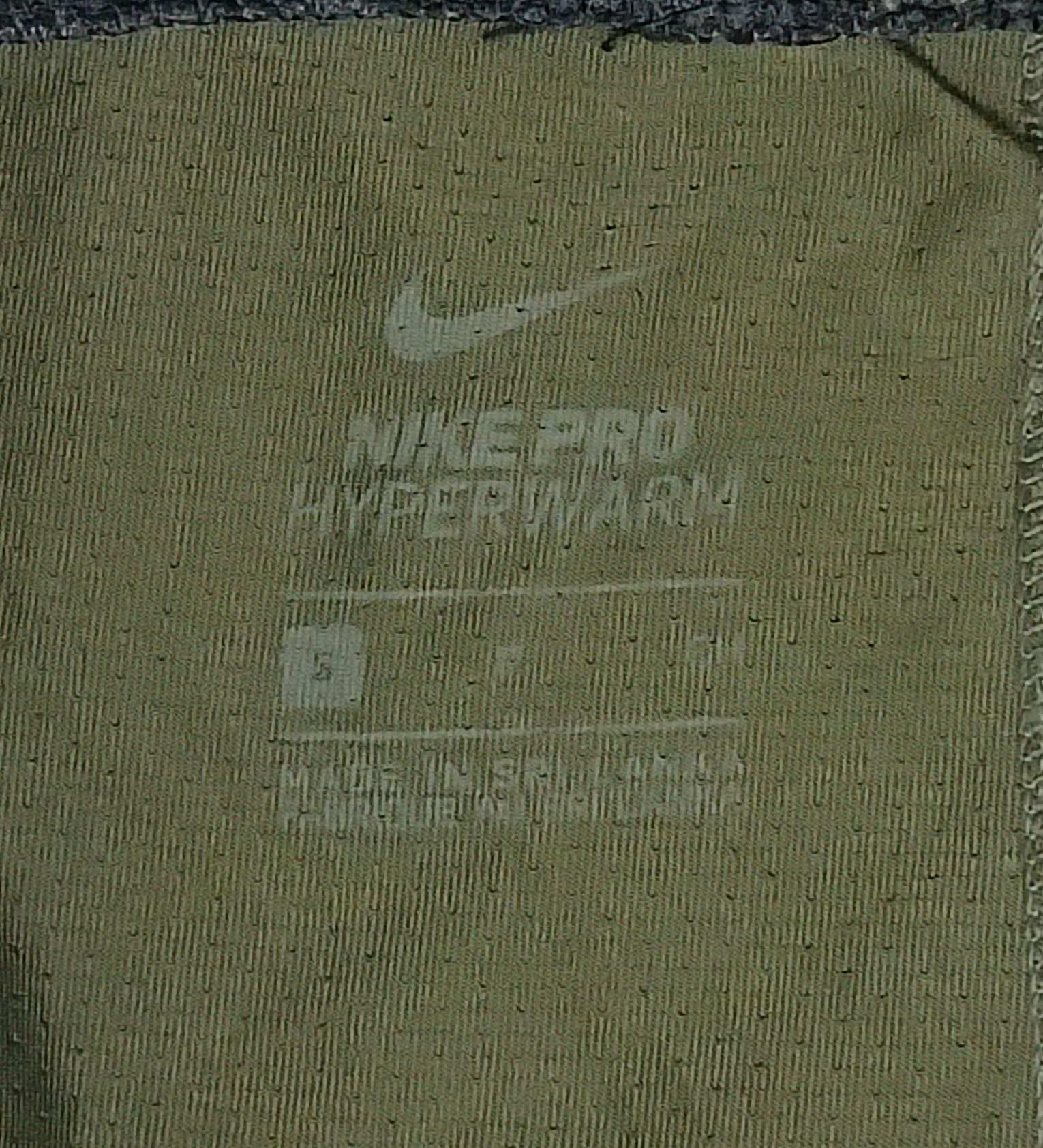 Nike PRO Hyperwarm Tights оригинален клин S Найк спорт фитнес