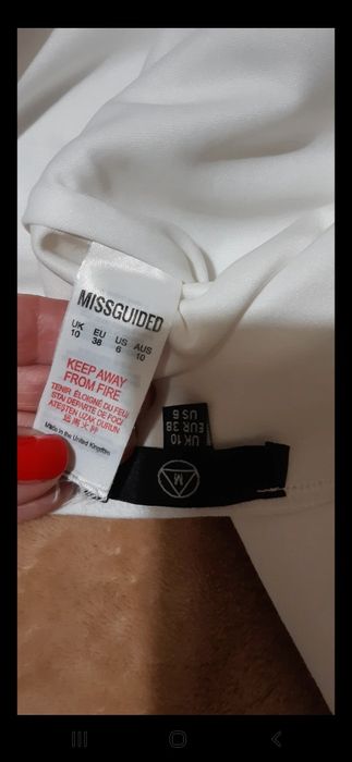 Salopeta alba sexy pt ocazii, cedeaza materialul, masura 38