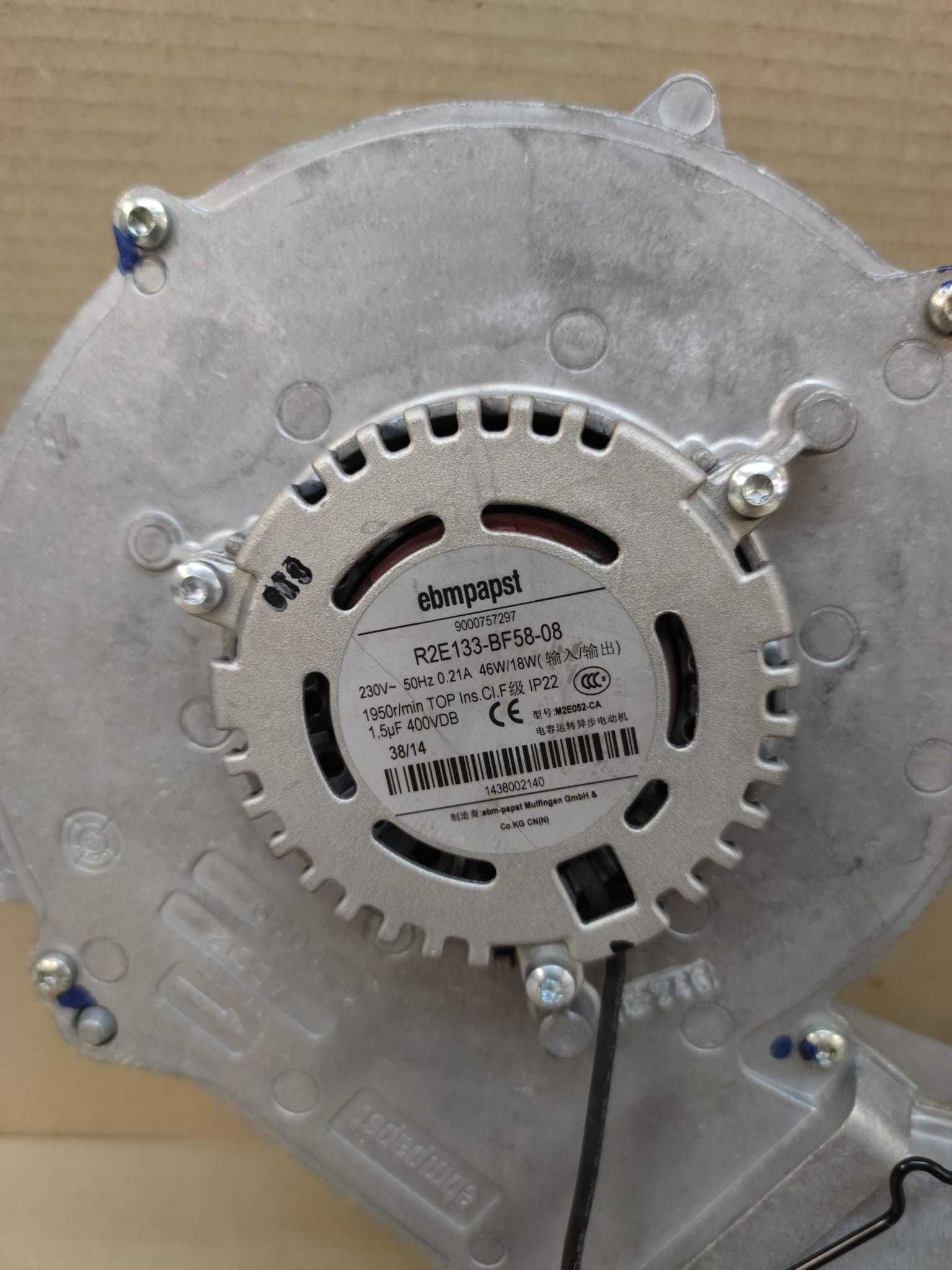 ansamblu uscator masina de spalat Bosch WVH28340 / R5