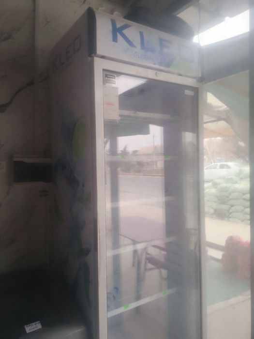 KLEO vitrina xoladelnik