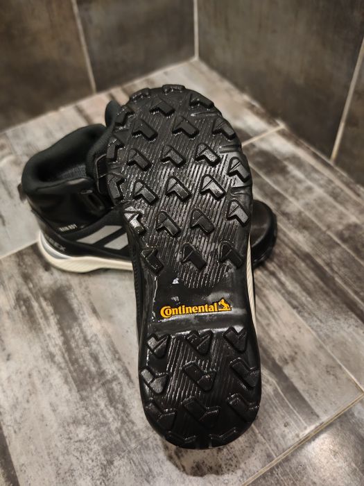 Зимни обувки Адидас Терекс