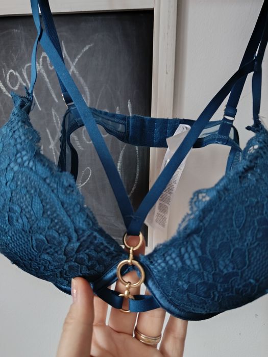 Sutien nou sexy cu model bondage cu pietricele 75C