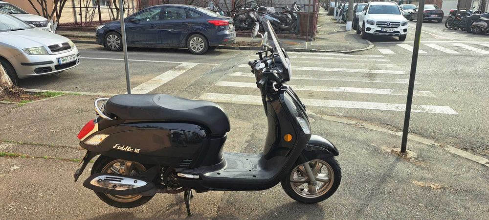 Sym Fiddle III / 125cc / 3500 km / Import GERMANIA