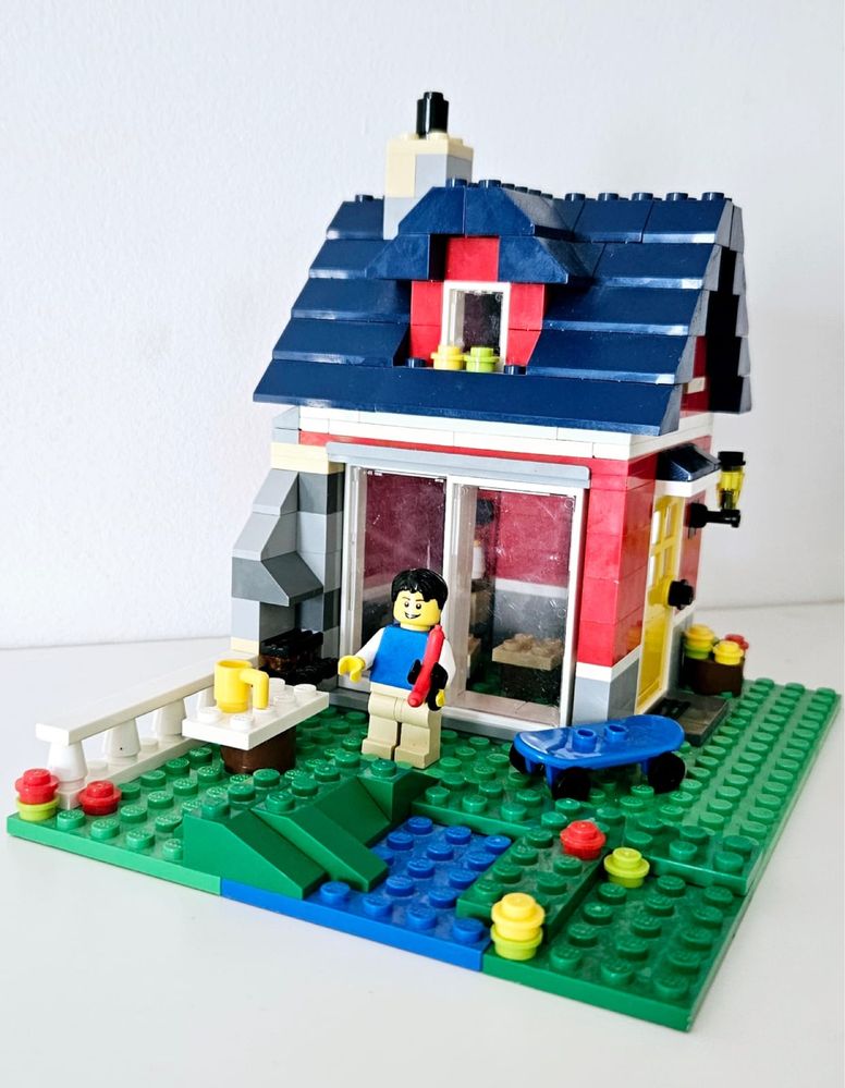 Lego Creator 31009 - Small Cottage (2013)