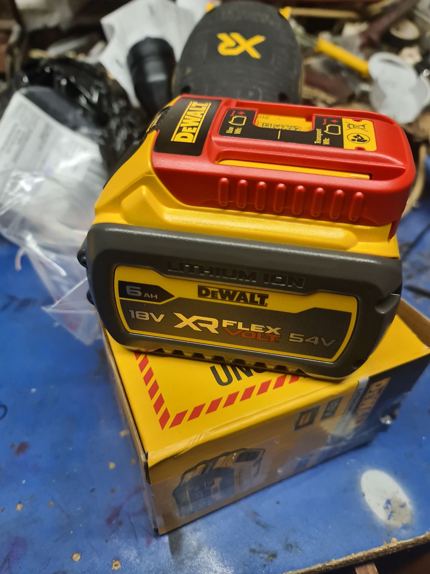 Acumulator dewalt 54V nou