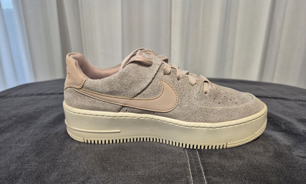 Nike Air Force 1 , marinea 38