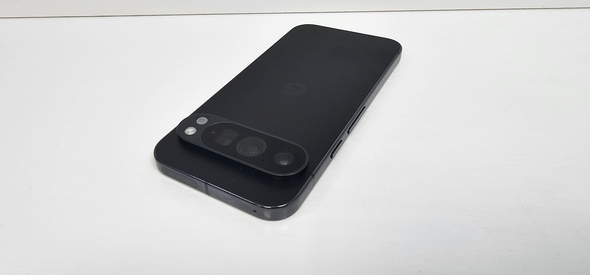 Google Pixel 9 PRO/256Gb Titan Black