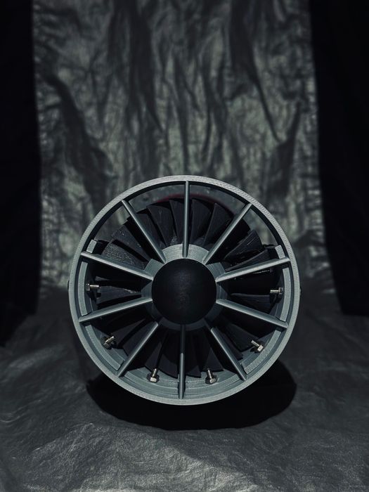 3D принтиран модел на самолетен двигател F-4 Phantom ll