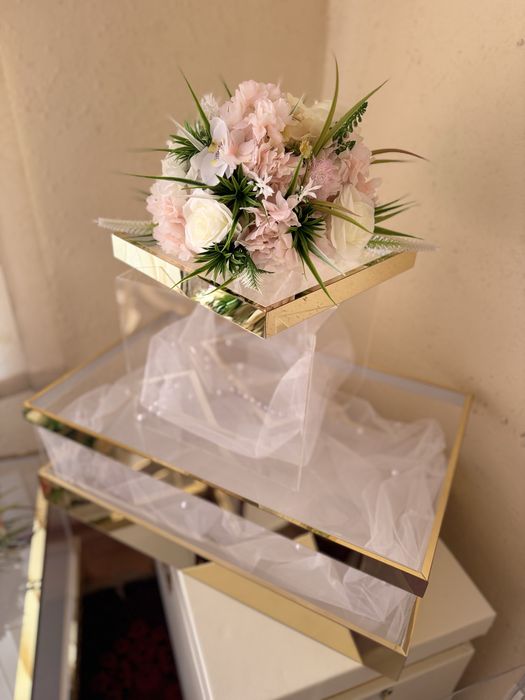 Merry me idish nabori, Oqliq uchun idish nabori Sarpo sandiq