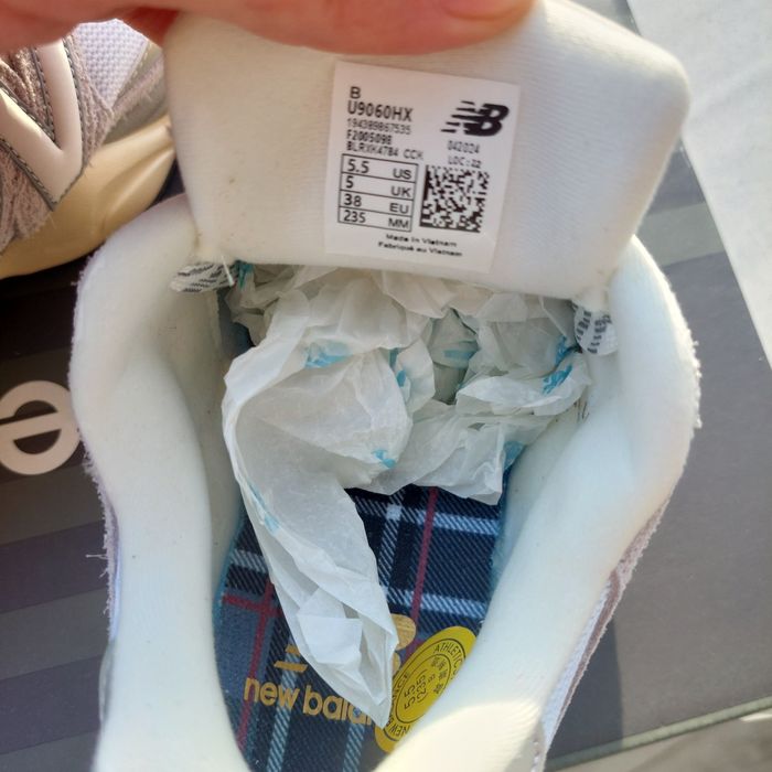 New Balance 9060 Light Grey White 38-39