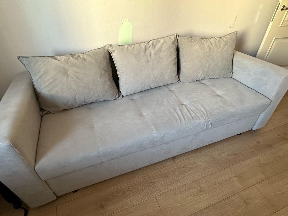 Продам диван раздвижной