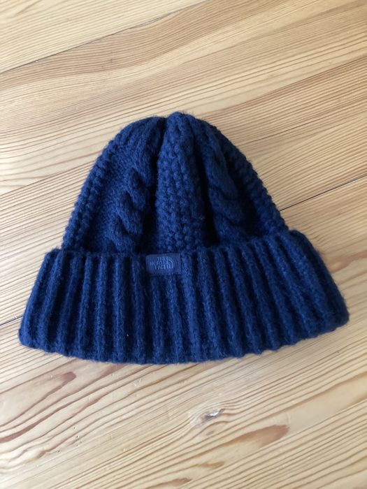 Мъжки оригинални шaпки The North Face и Adidas
