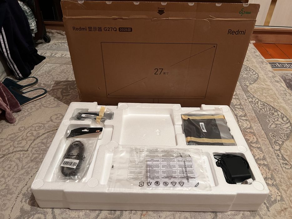 Монитор Redmi G27Q в идеальном состояний пользывался только 1 месяц .
