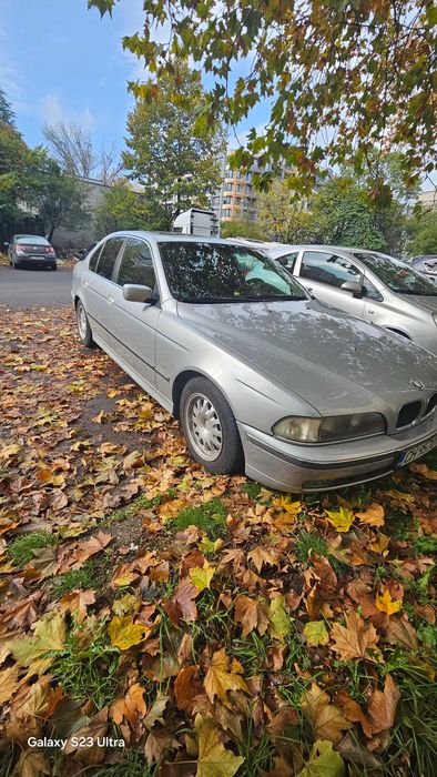 Bmw 520i повреден