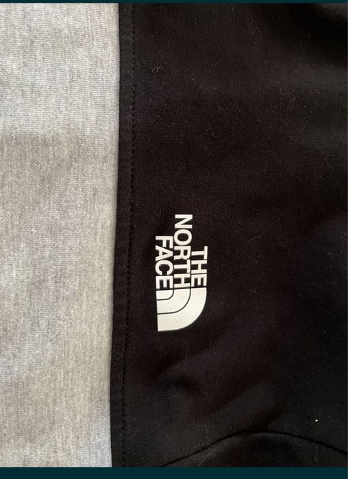 Hanorac North Face 6 ani