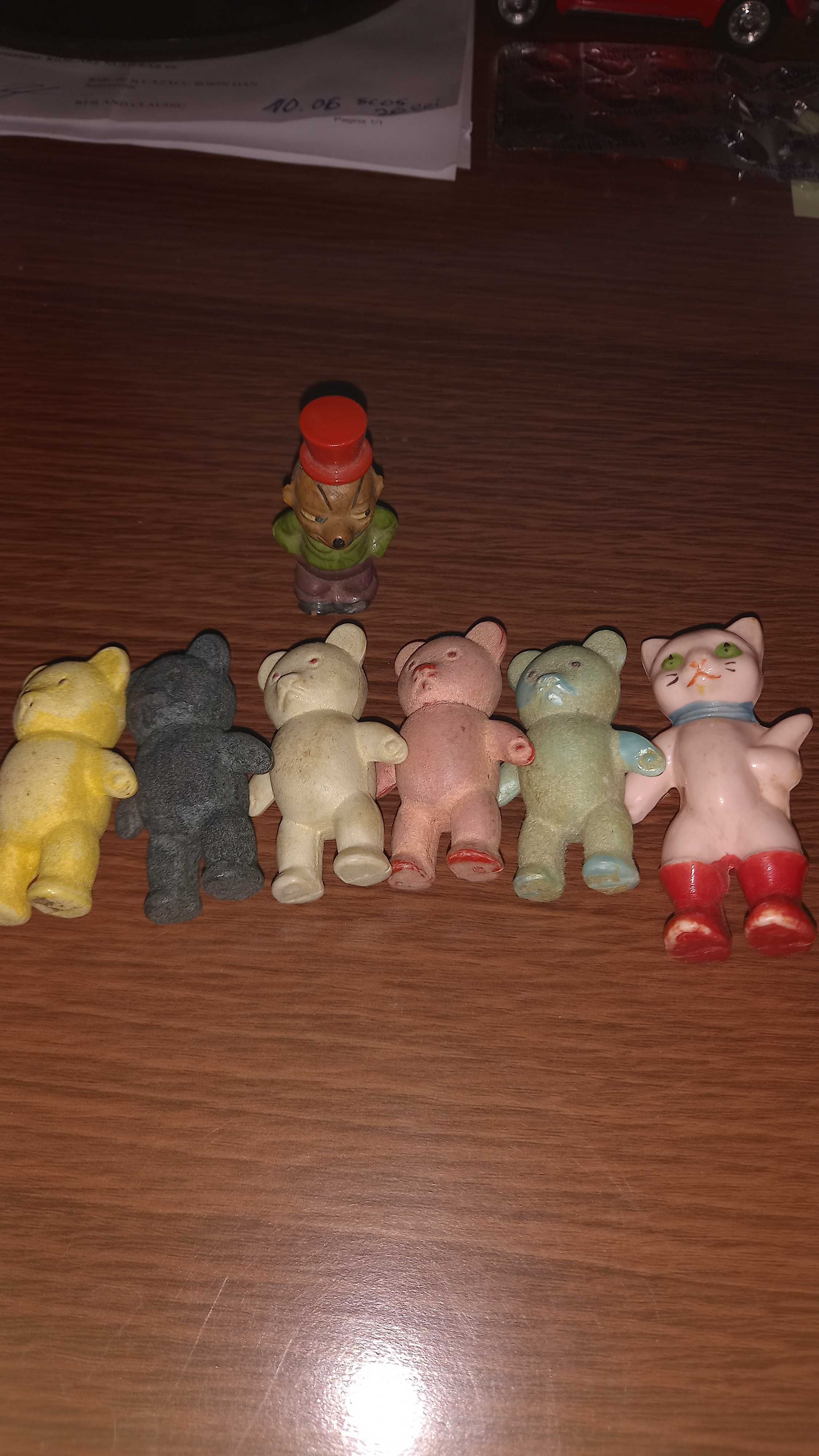 Figurine din anii '60