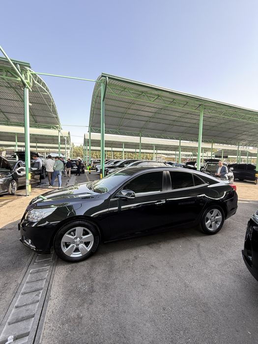 Malibu 1 2 poz sotiladi probeg 22.000km