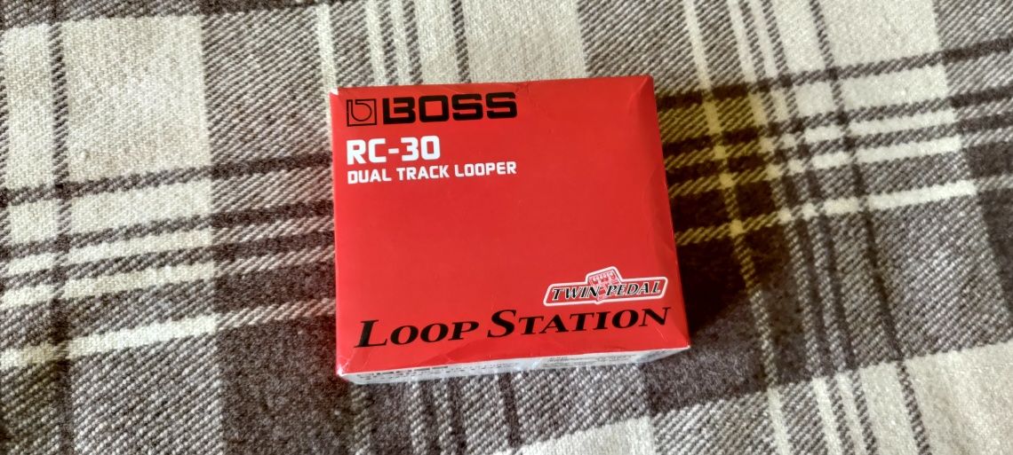 Loop Station Boss RC-30 педал, станция, контролер, усилвател,