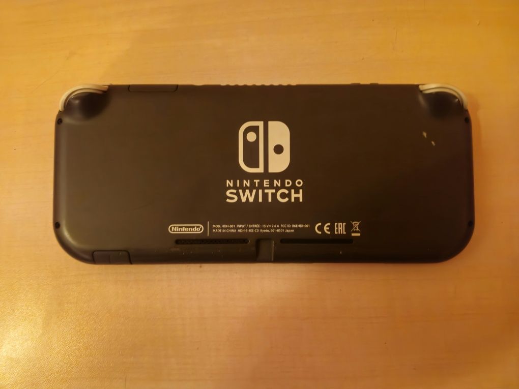 Nintendo switch lite, с игрой Zelda