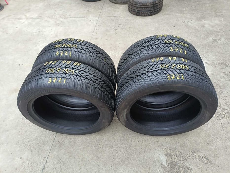 Set 4 anvelope iarna 275 45 21 bridgestone blizzak Lm 005 profil 7 mm