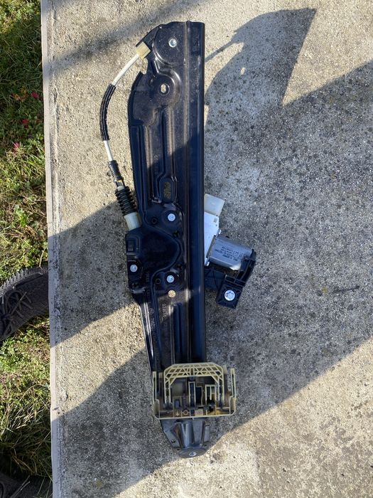Macara geam dreapta spate BMW F10 F11 Seria 5