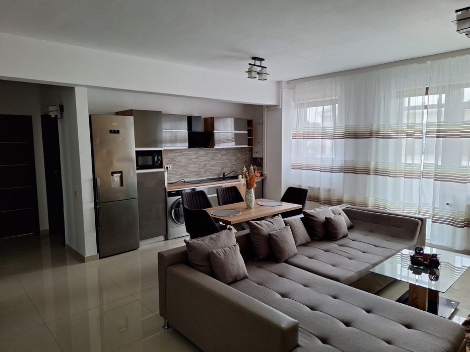 Canapea de la casa rus
