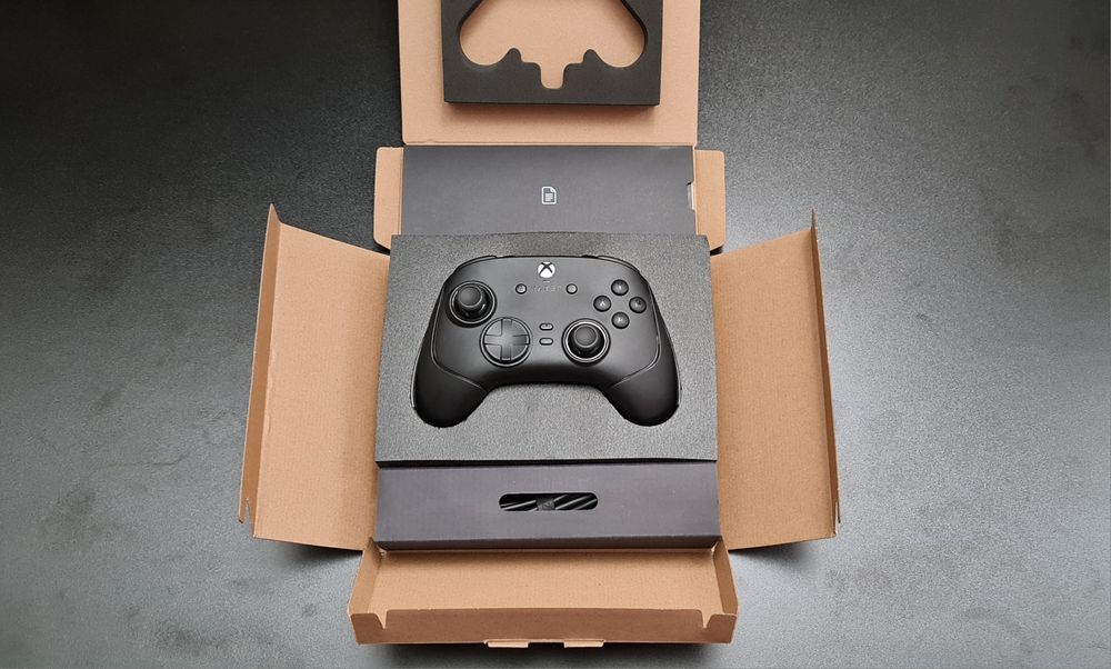 Controller RAZER Wolverine V3 Tournament Edition (în garanție)