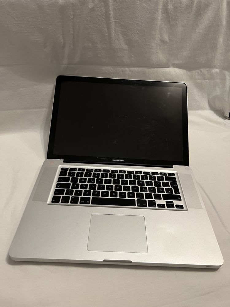 Macbook Pro 15 2015 , 2012 , 2010 , 2009