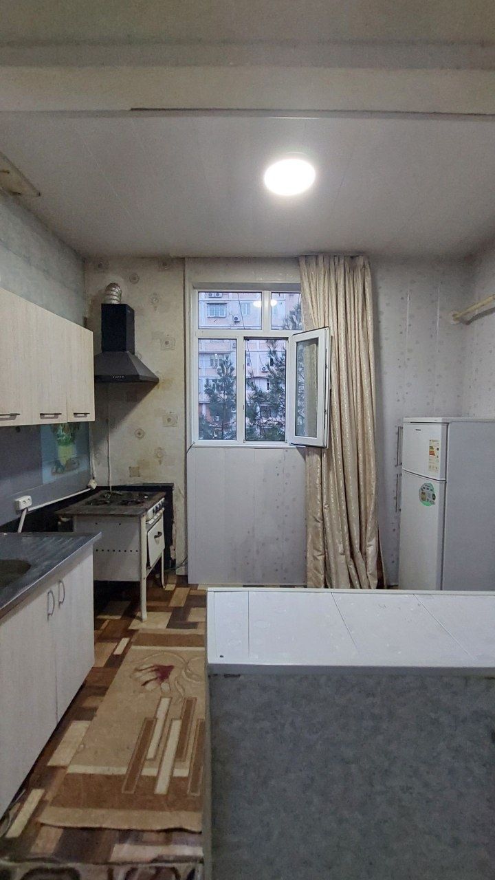1²/3/9. Сергели 5. Метро "Sergeli" (3-b). Квартира 42 м². Дом галерейк