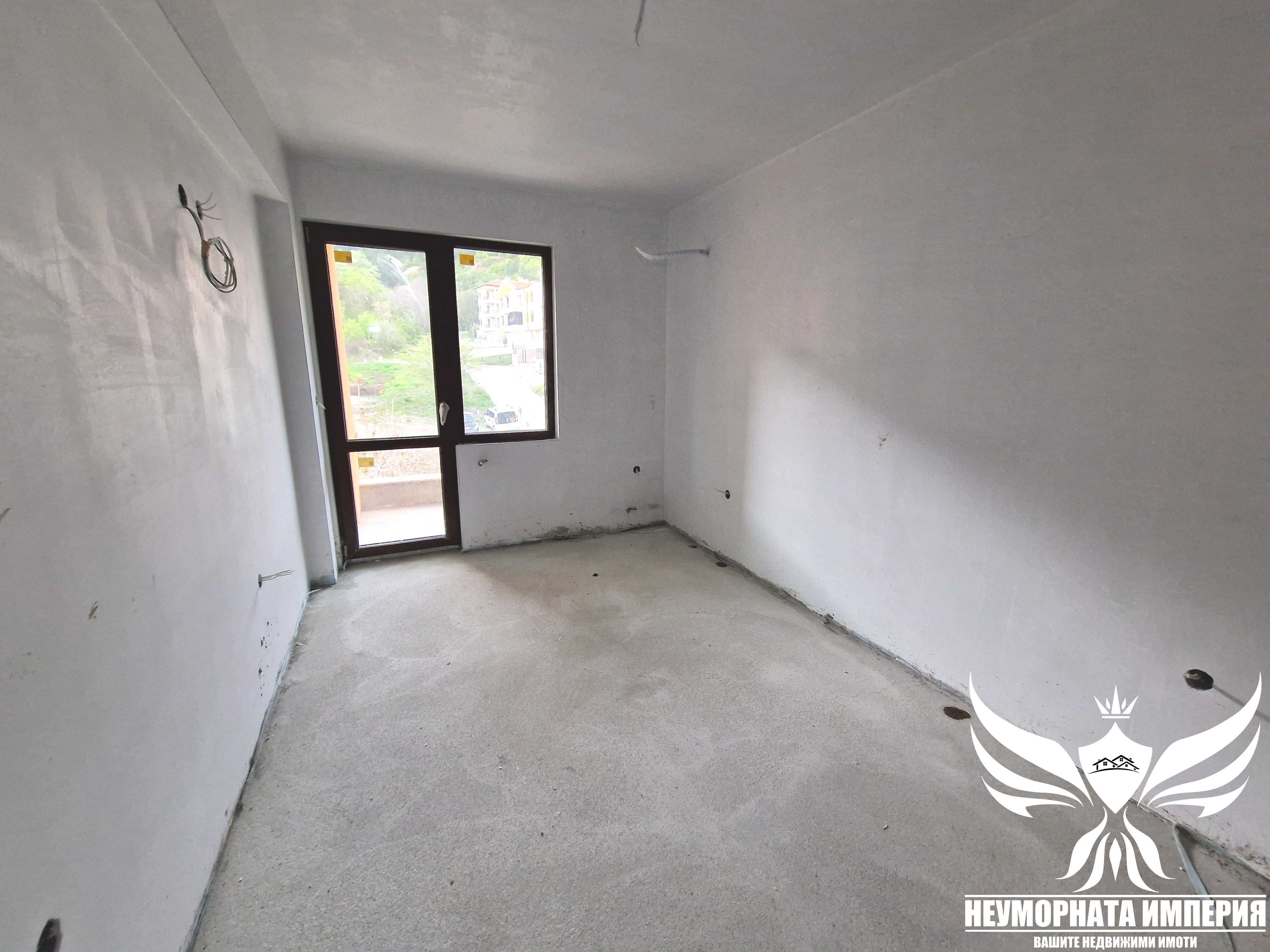 Продавам нов тристаен 92кв. ет. 3 в гр.Асеновград, кв.Стадиона