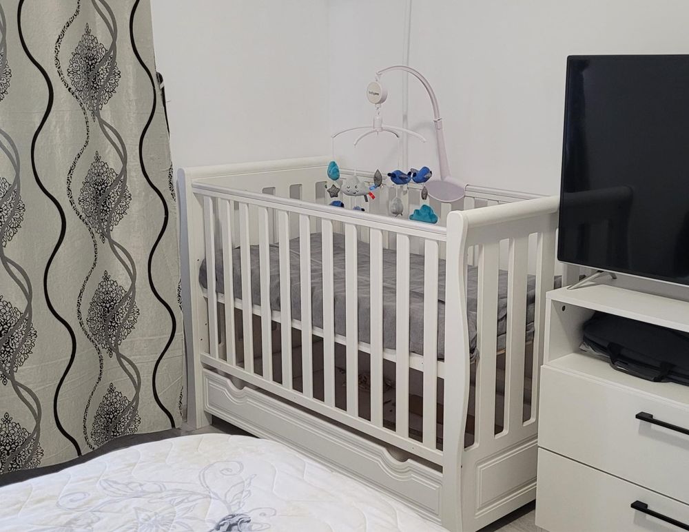 Patut bebe cu sertar, reglabil pe inaltime
