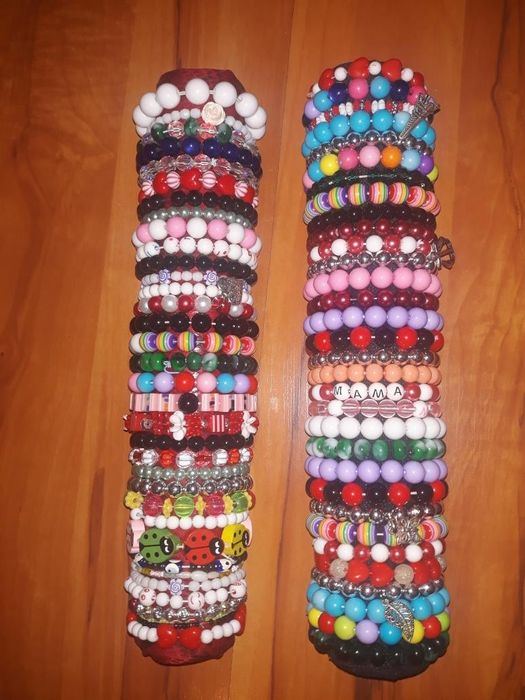 Ръчно изработени гривни