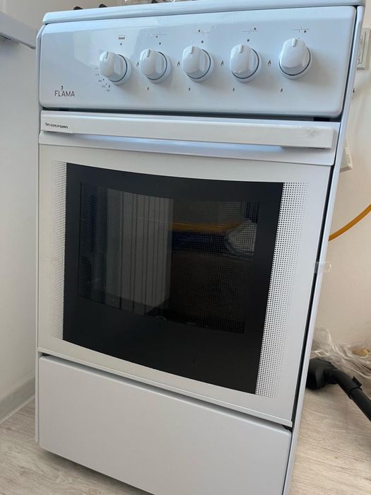 Газ плита новый