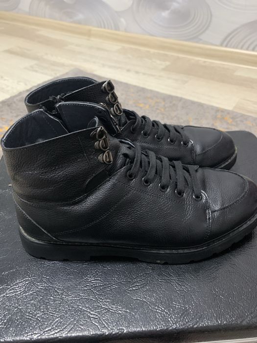 Зимнии ботинки из чистой кожи