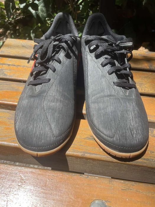 обувки за зала adidas 42,5