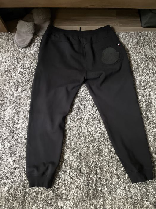 Уникална долница moncler