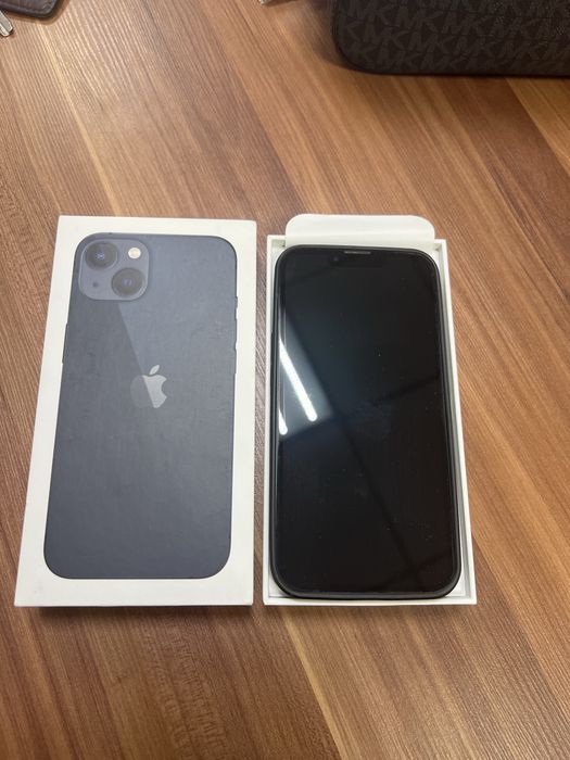 Продам Айфон 13 128 гб батарея 78%