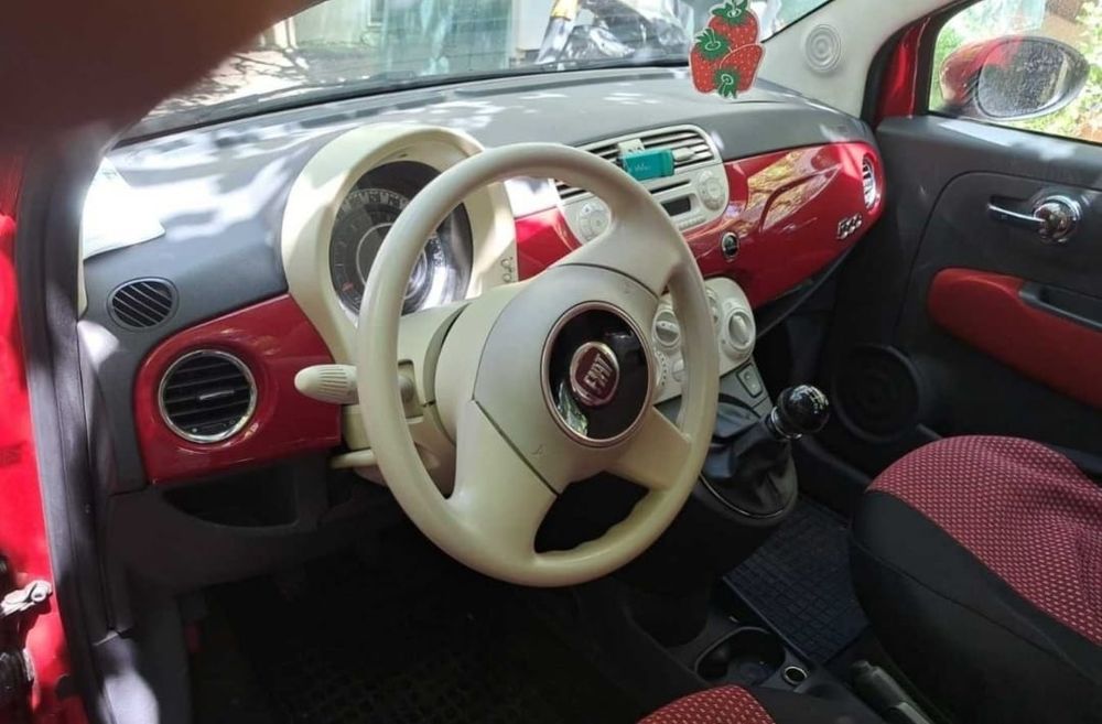 Vând Fiat 500 stare impecabila