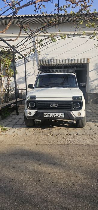 Niva urban 4 ta eshuli