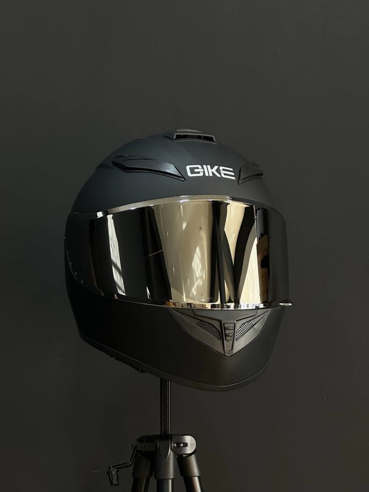 Мотошлем Qike Black Matt