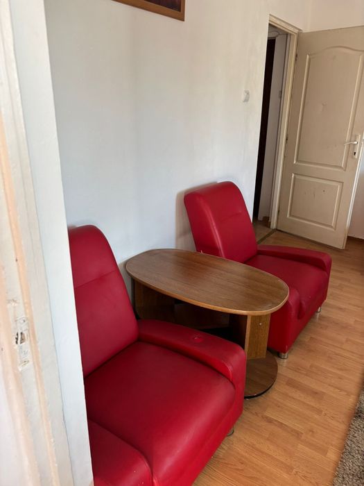 Inchiriez garsoniera