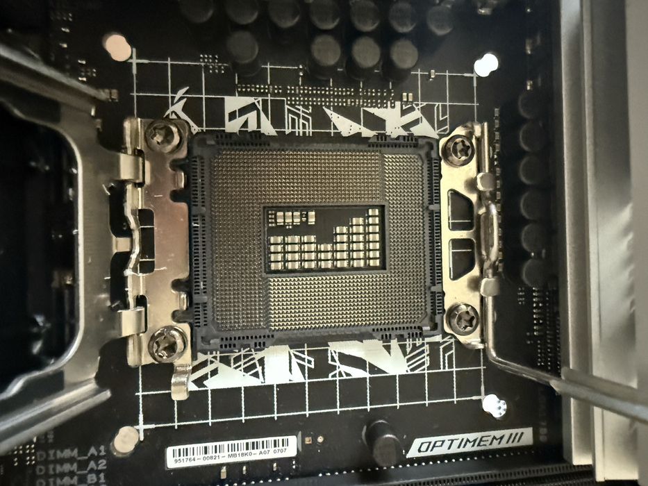 Placa de baza Z690 Strix Alba